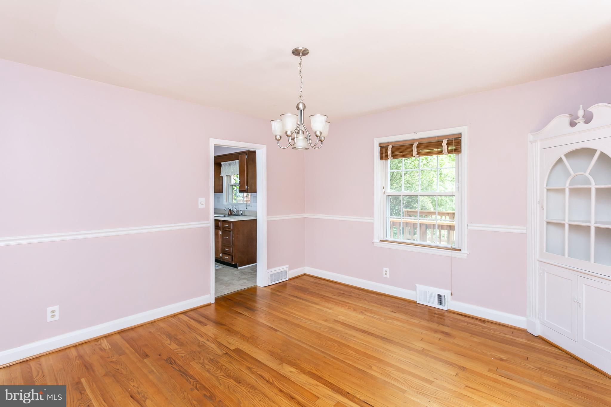 8233 Pleasant Plains Road Baltimore, MD 21286 - Photo 14 of 48 Main Level Dining Room