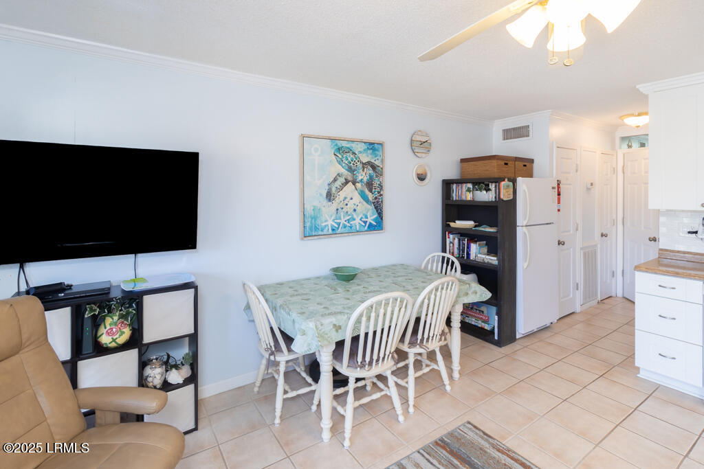 40 Folly Field Road, Unit 202B Hilton Head Island, SC 29928 - Photo 16 of 49 9W6A1654