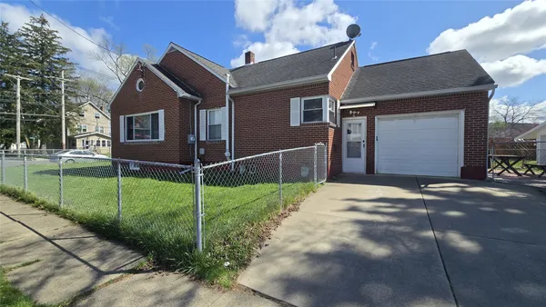 $239,000 | 400 Shady Drive, Endwell, NY 13760