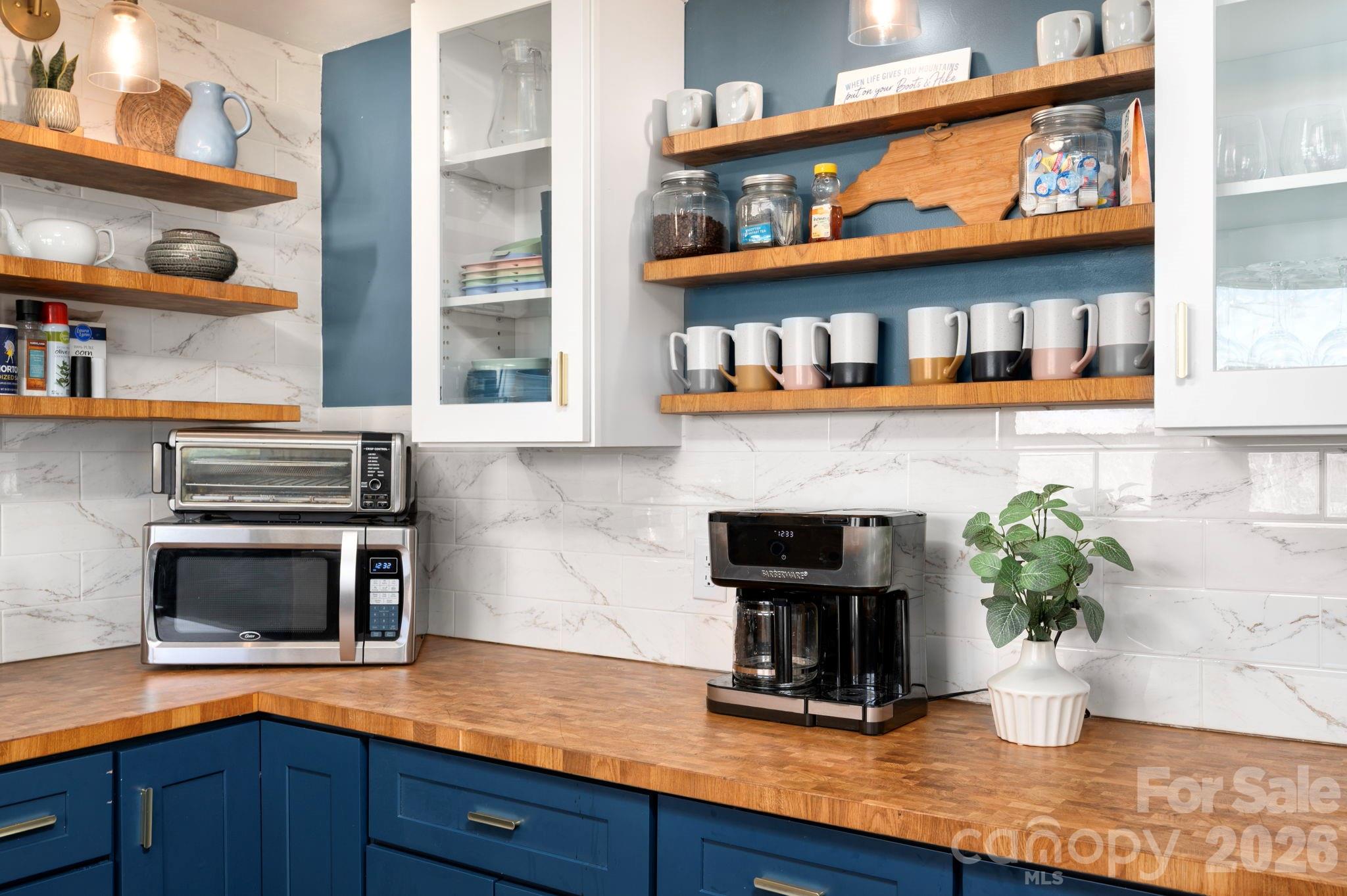 298 Erwin Hills Road Asheville, NC 28806 - Photo 12 of 40