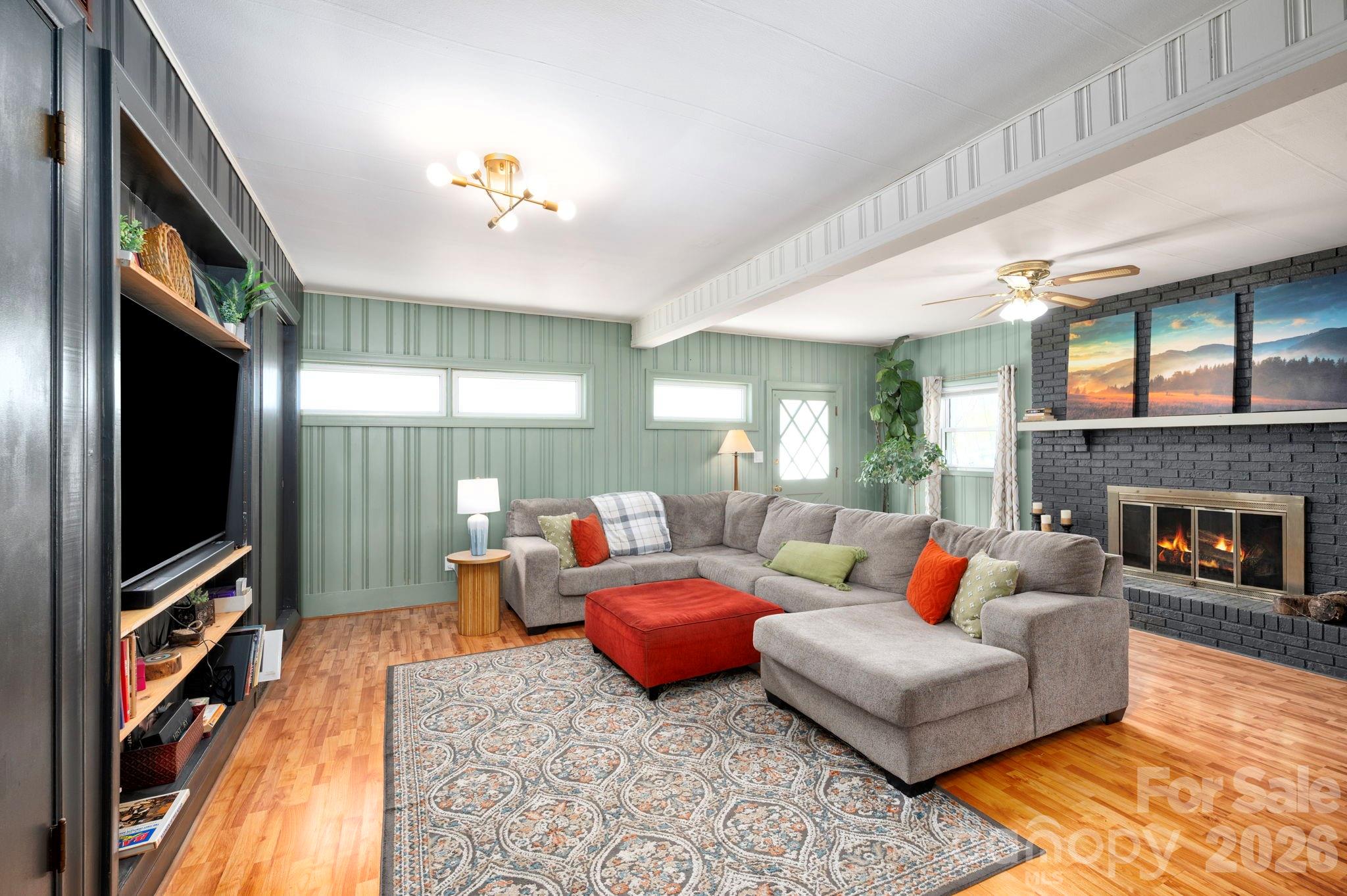 298 Erwin Hills Road Asheville, NC 28806 - Photo 16 of 40