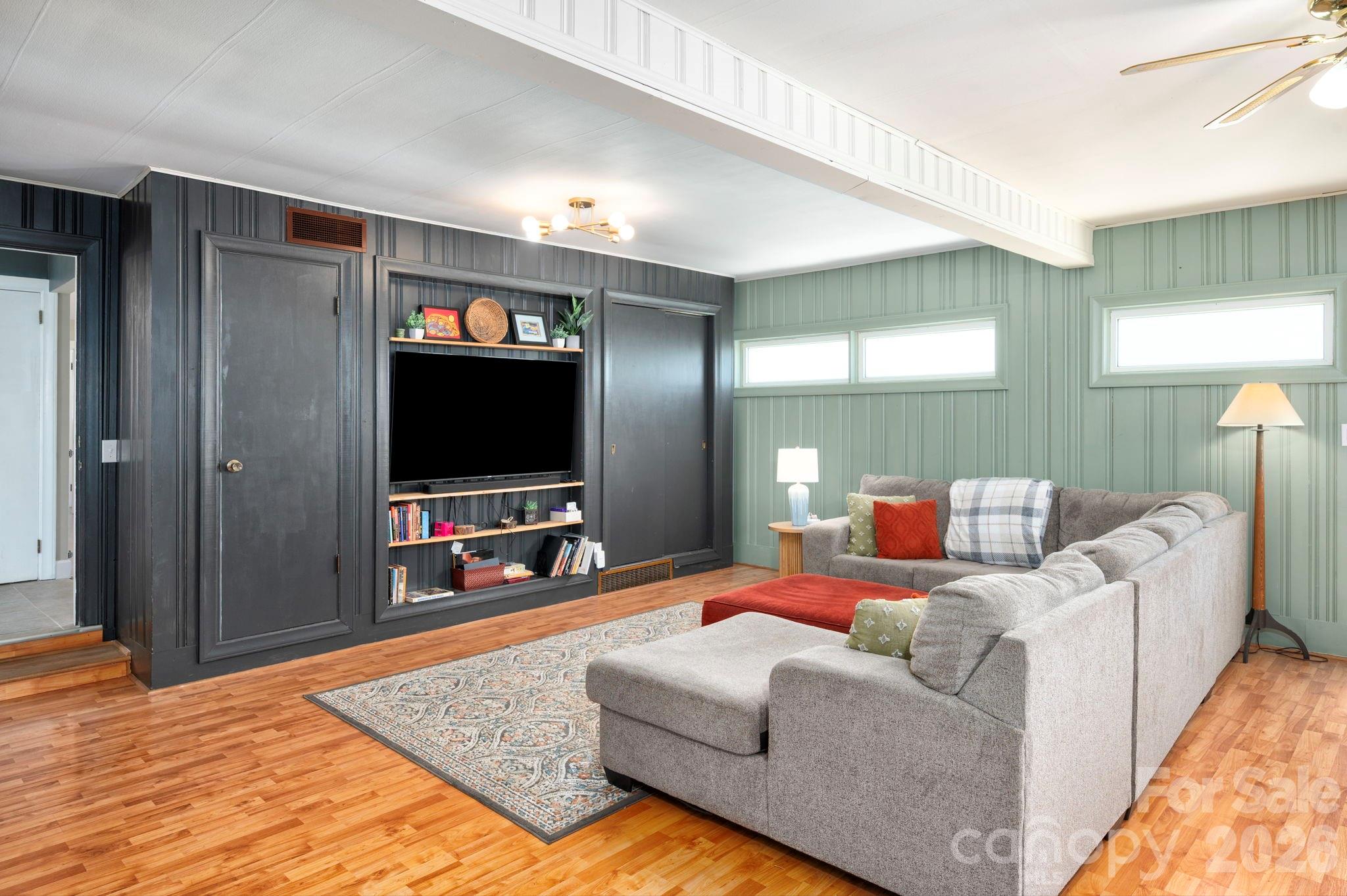 298 Erwin Hills Road Asheville, NC 28806 - Photo 17 of 40