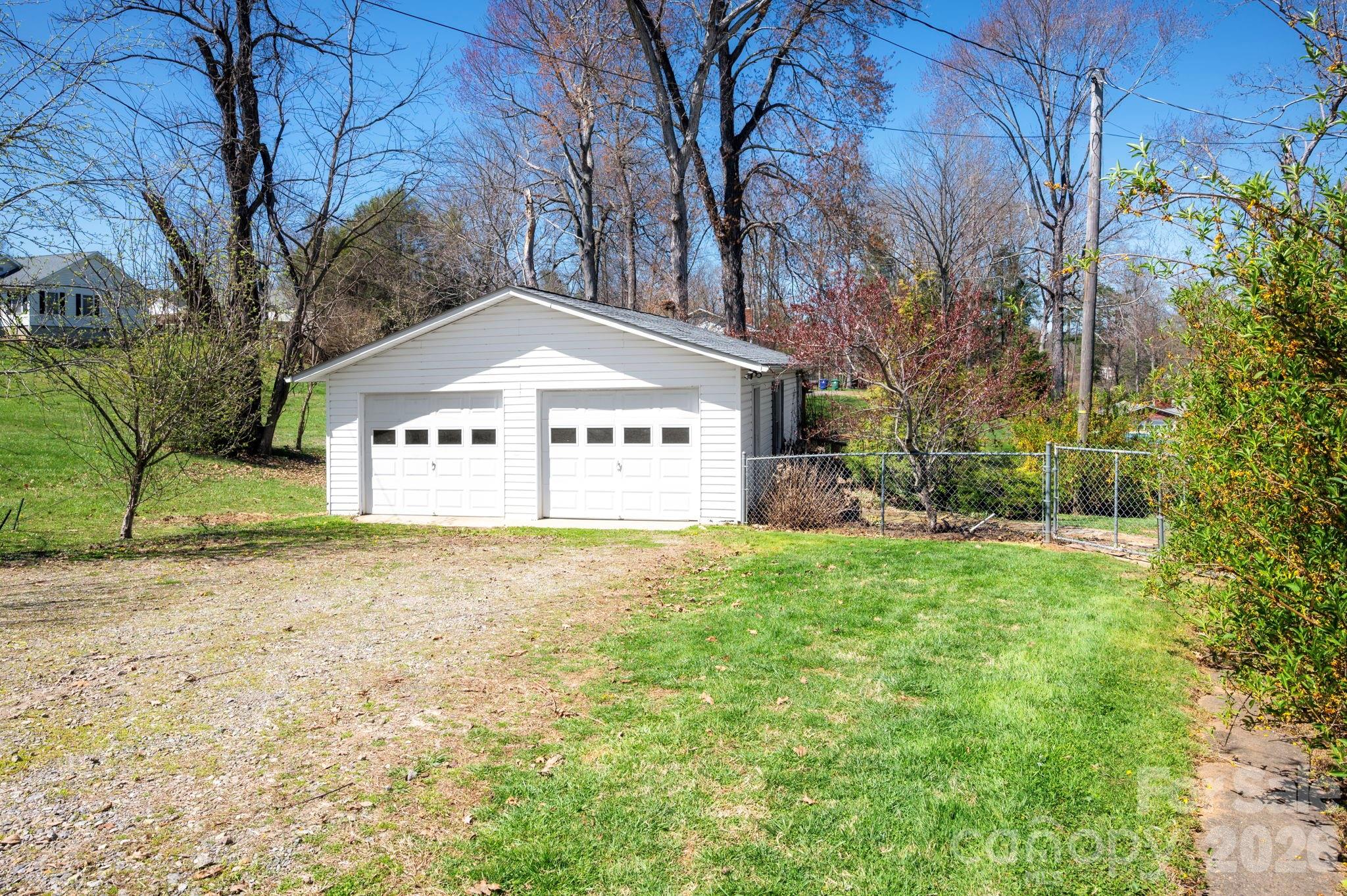 298 Erwin Hills Road Asheville, NC 28806 - Photo 37 of 40