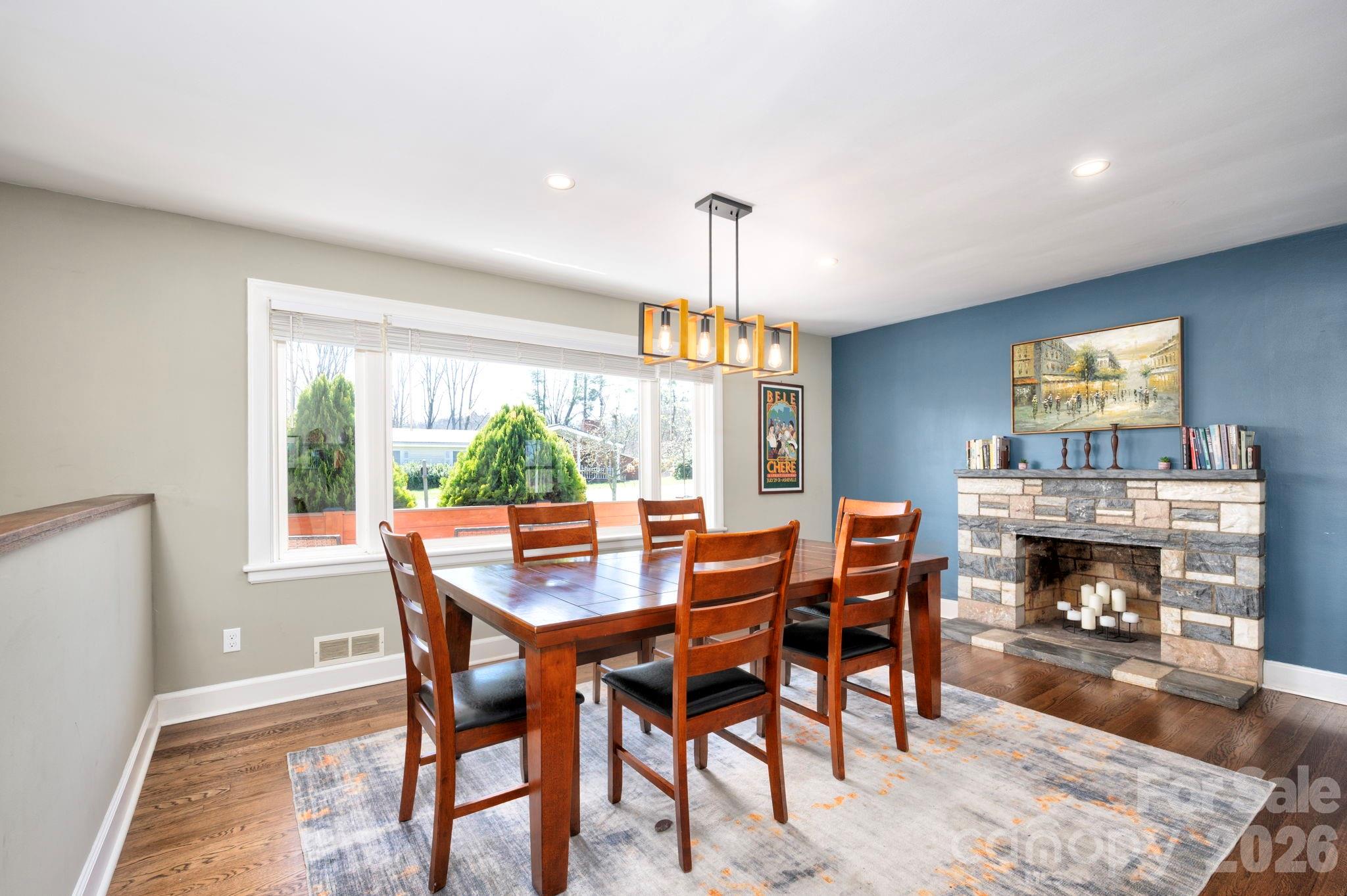 298 Erwin Hills Road Asheville, NC 28806 - Photo 9 of 40