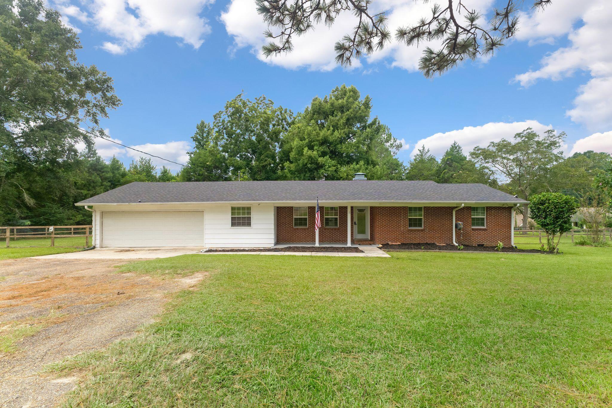425 Patrick Road Hattiesburg, MS 39401 - Photo 1 of 1 425_Patrick_Rd-1