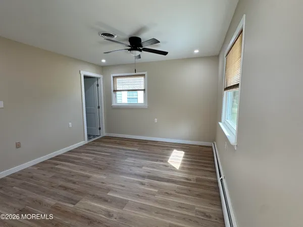 $379,900 | 404 Jamaica Boulevard, Toms River, NJ 08757