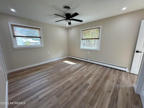 $379,900 | 404 Jamaica Boulevard, Toms River, NJ 08757