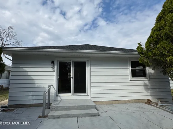 $379,900 | 404 Jamaica Boulevard, Toms River, NJ 08757