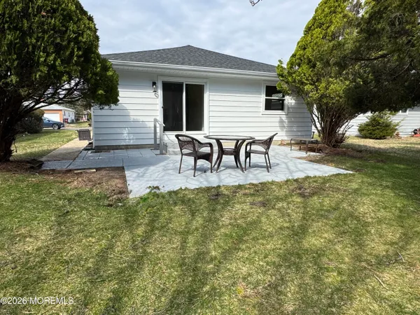 $379,900 | 404 Jamaica Boulevard, Toms River, NJ 08757