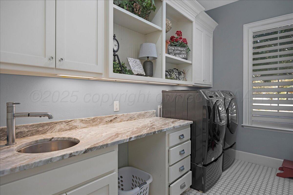 8100 Georgetown Drive Amarillo, TX 79119 - Photo 35 of 47 Utility Room