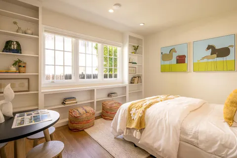 $4,900,000 | 660 Menlo Oaks Drive, Menlo Park, CA 94025