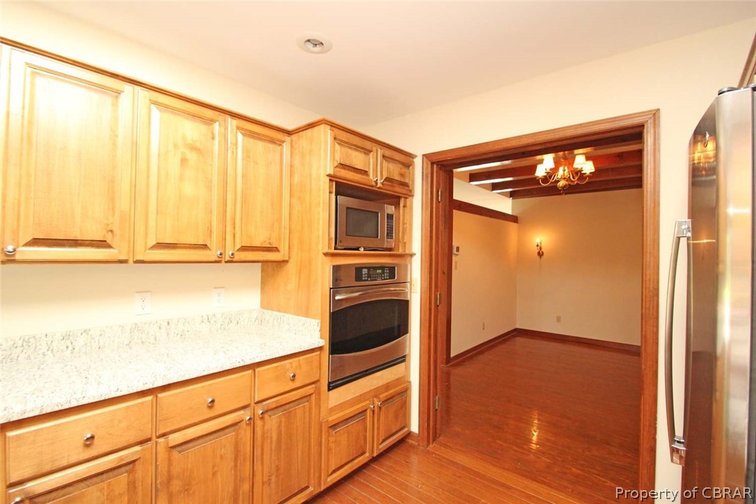 1621 Locust Grove Road Topping, VA 23169 - Photo 34 of 48 Kitchen opens to the Dining Room