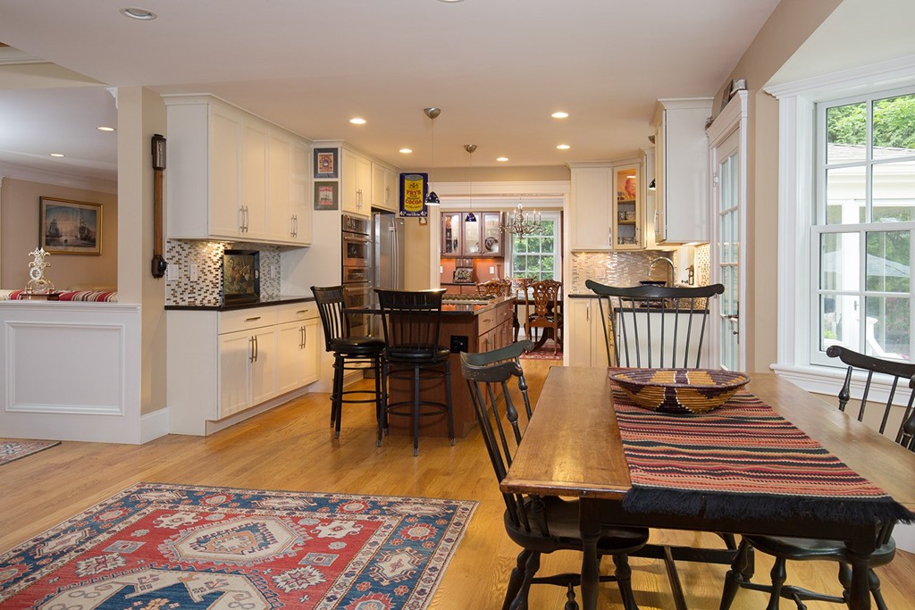 82 Miller Road Newton, MA 02459 - Photo 6 of 9