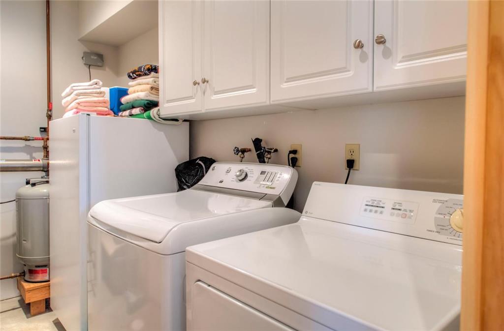 482 Idlewild Drive Dillon, CO 80435 - Photo 26 of 35 a utility room with dryer and washer