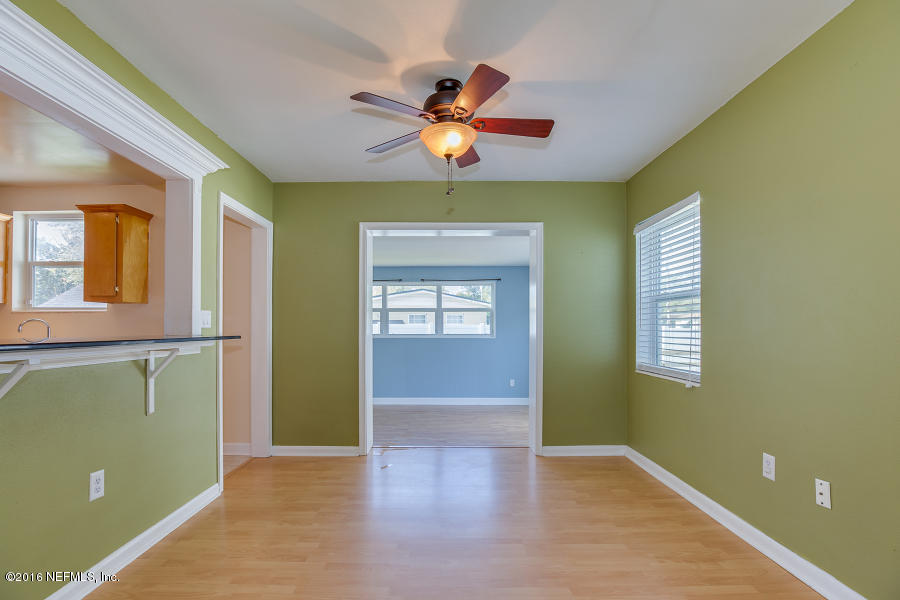 214 Glynlea Road Jacksonville, FL 32216 - Photo 9 of 24 Dining Room
