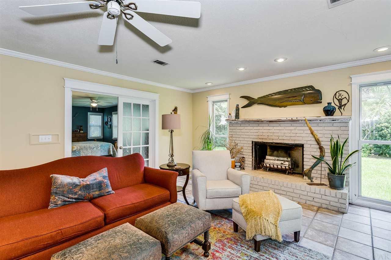 3545 Dunfries Road Pensacola, FL 32503 - Photo 10 of 32 Gallery Image 10