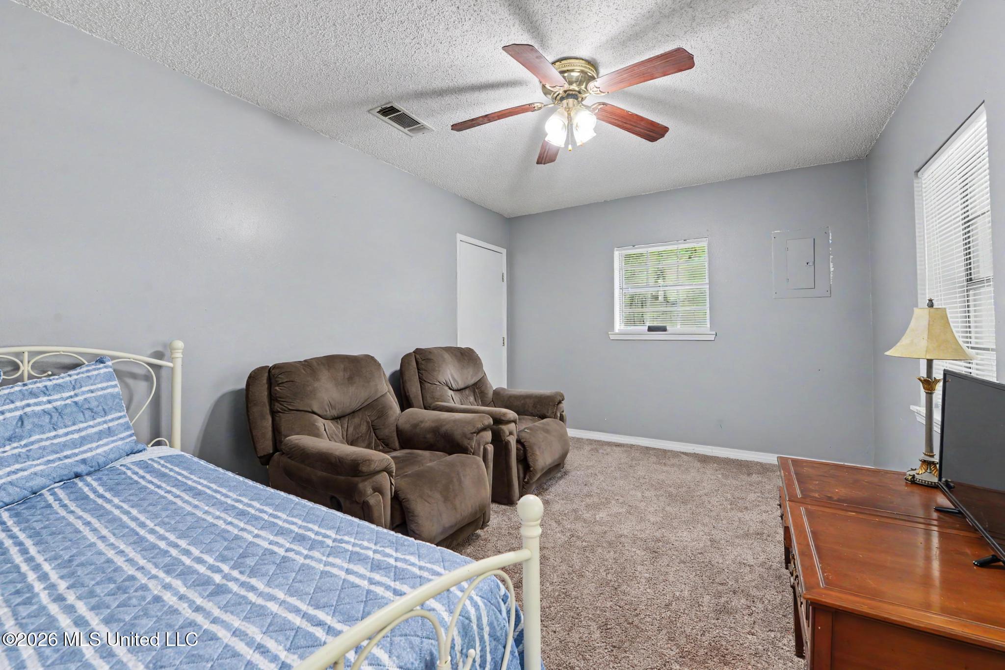 13704 Coleman Street Moss Point, MS 39562 - Photo 13 of 43 013