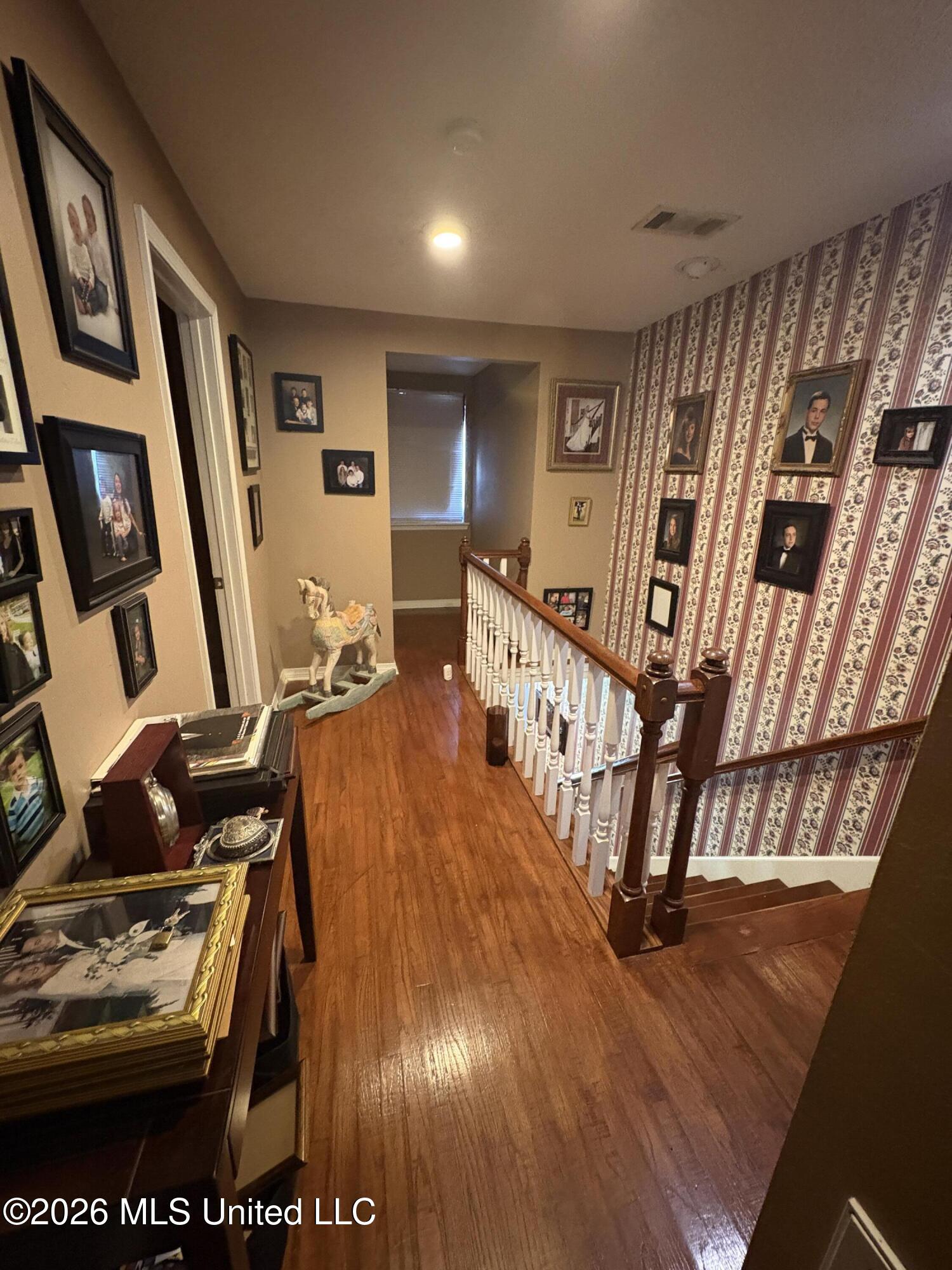 13704 Coleman Street Moss Point, MS 39562 - Photo 21 of 50 Upstairs Landing