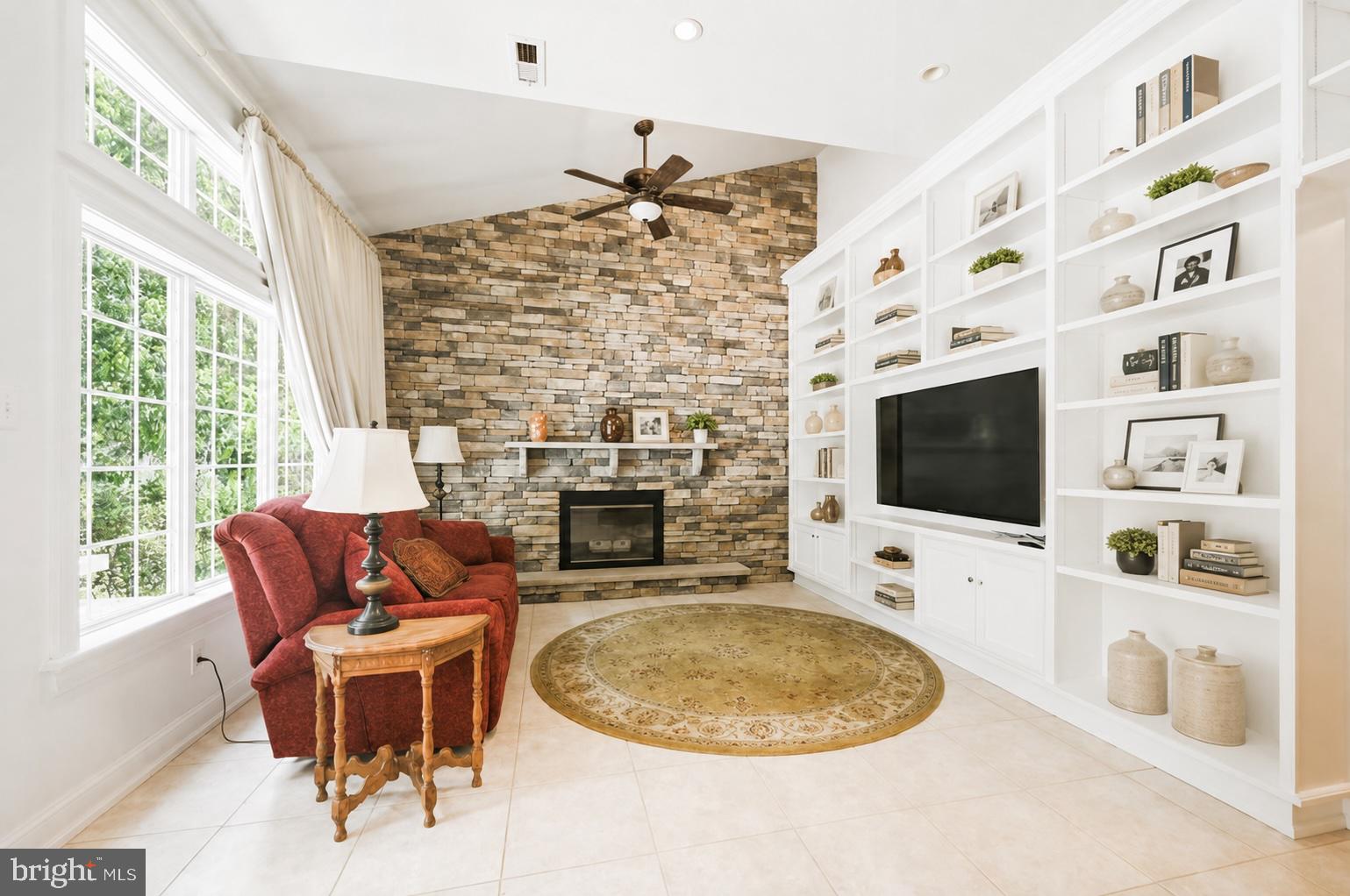 736 Summit Avenue Philadelphia, PA 19128 - Photo 27 of 34
