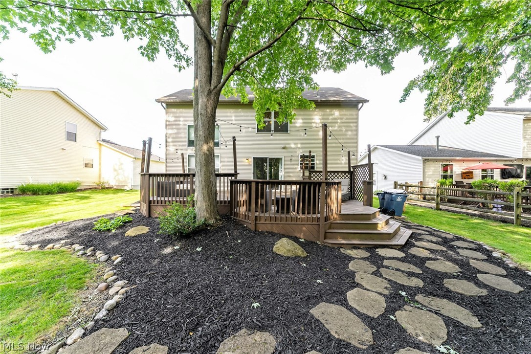 5562 Ridgeview Boulevard North Ridgeville, OH 44039 - Photo 37 of 44