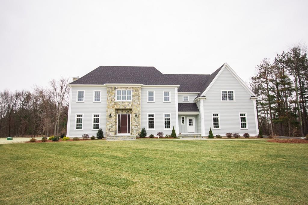 15 Cart Path Lane Lexington, MA 02421 - Photo 1 of 26 Gallery Image 1