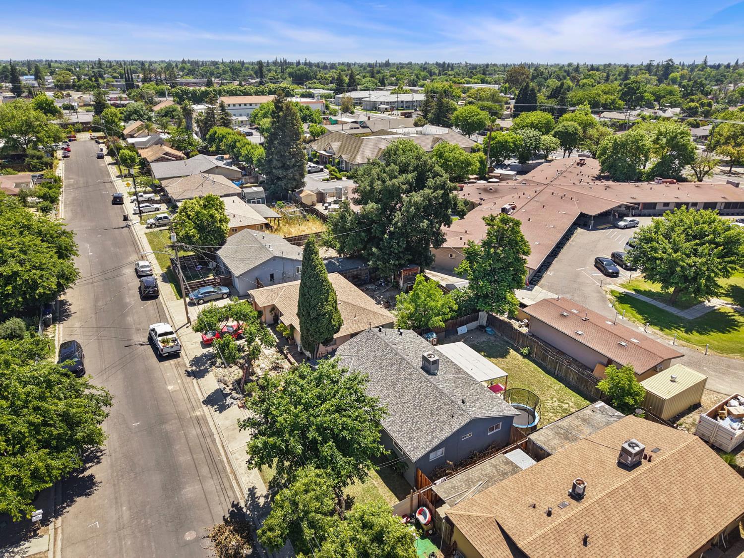 152 Drake Avenue Modesto, CA 95350 - Photo 34 of 52 an aerial view of multiple house