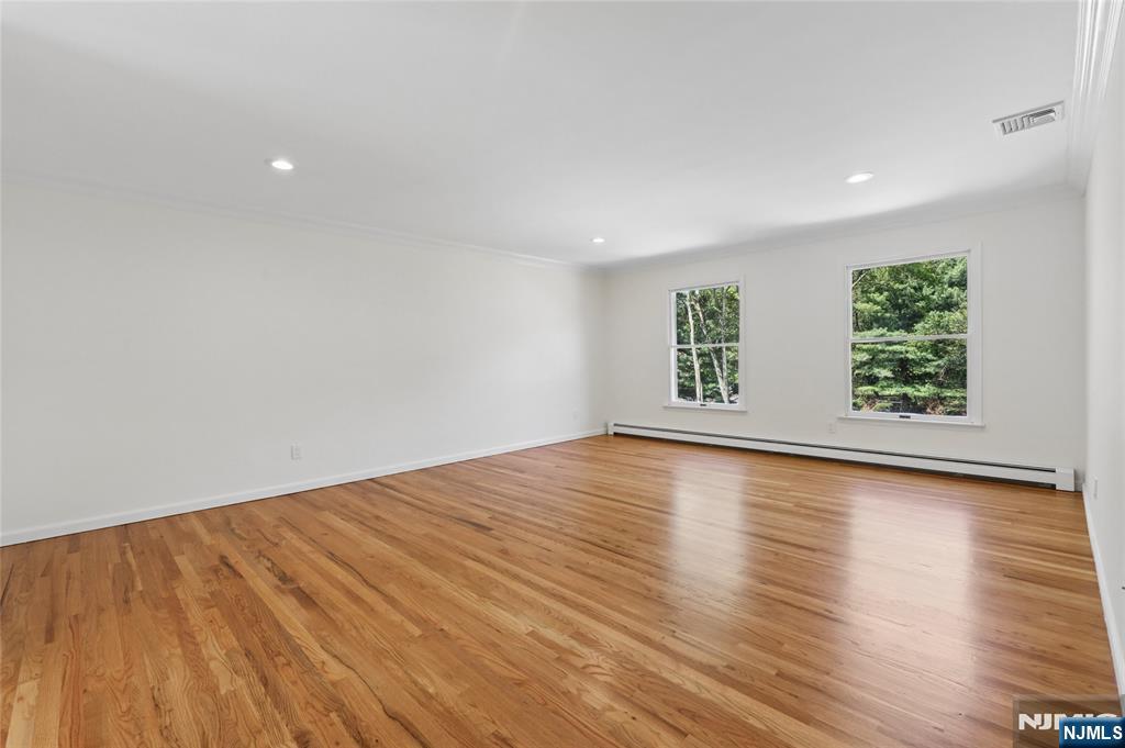 2 West Gate Road Saddle River, NJ 07458 - Photo 32 of 46