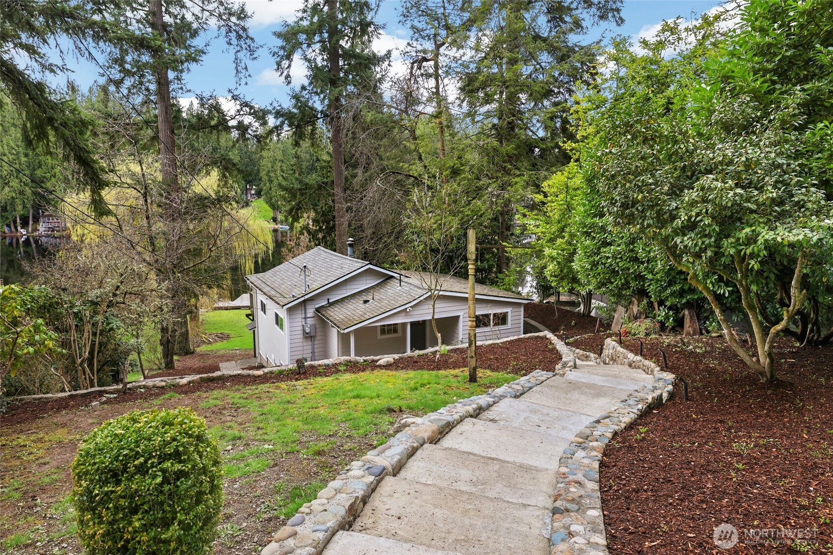 14633 200th Avenue Southeast Renton, WA 98059 - Photo 3 of 40