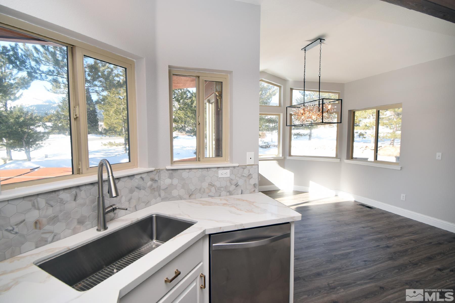 15500 Willowbrook Drive Reno, NV 89511 - Photo 4 of 25 Photo 4