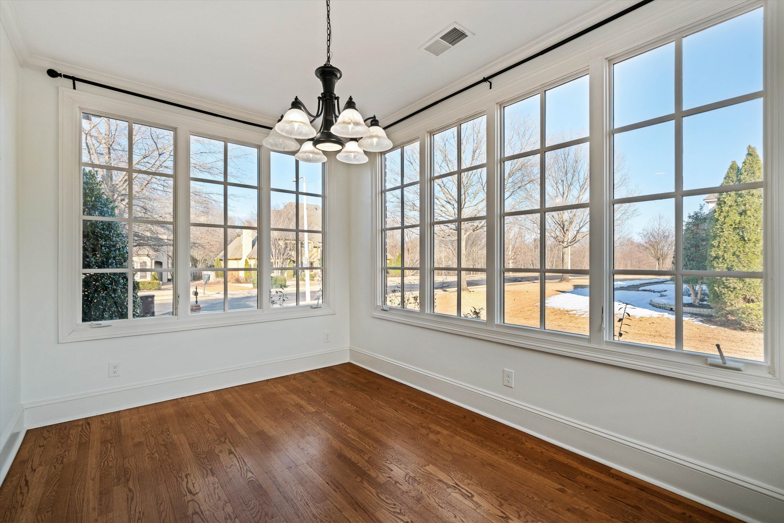 1247 Braywind Drive Collierville, TN 38017 - Photo 8 of 35 a view of an empty room with a window