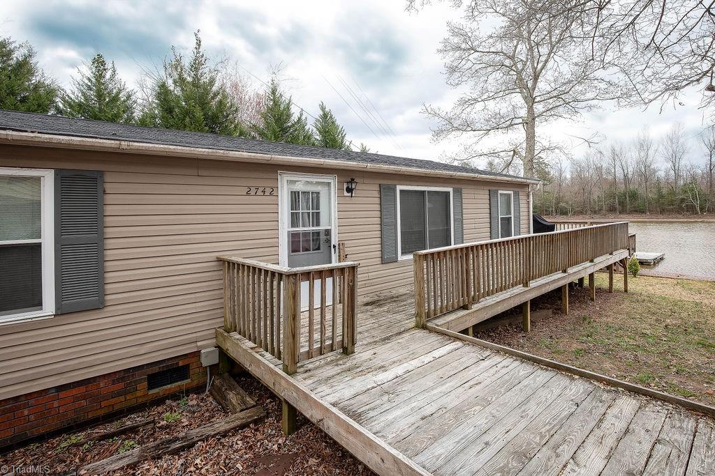 2742 Riverview Road Lexington, NC 27292 - Photo 3 of 32 Gallery Image 3