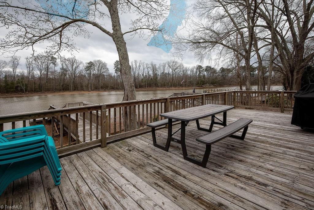 2742 Riverview Road Lexington, NC 27292 - Photo 4 of 32 Gallery Image 4