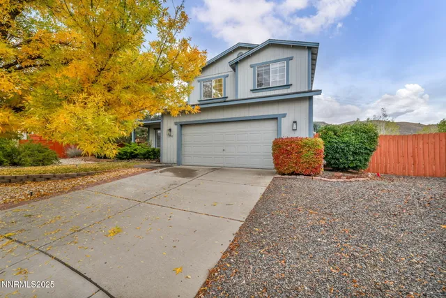 a house view with a outdoor space