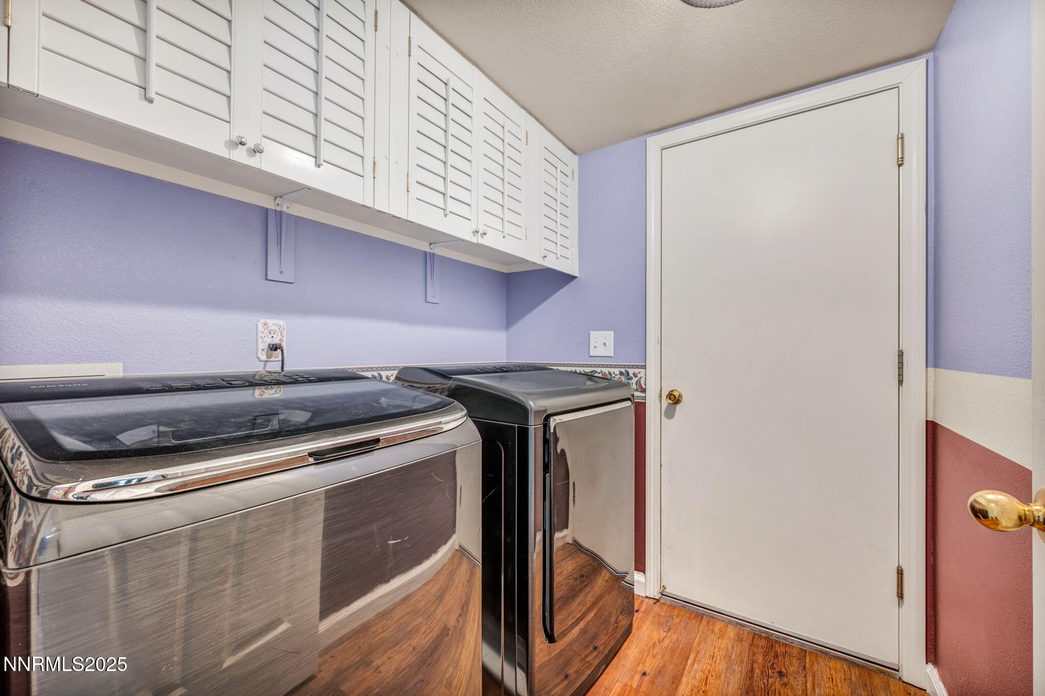 17702 Clear Springs Court Reno, NV 89508 - Photo 16 of 41 a kitchen with a stove and a refrigerator