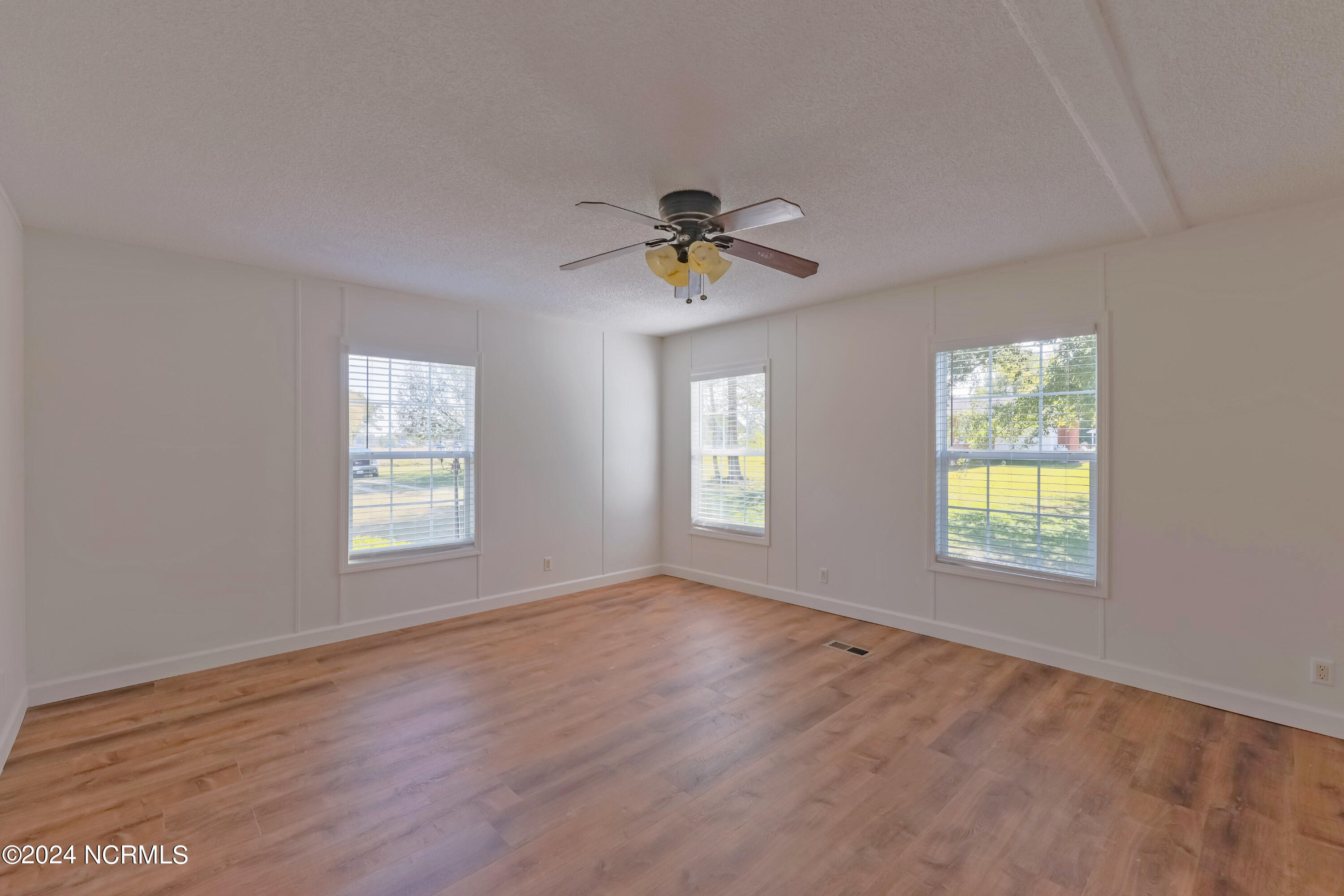 476 Sandlin Road Beulaville, NC 28518 - Photo 16 of 78 _K6A0046 (Custom)