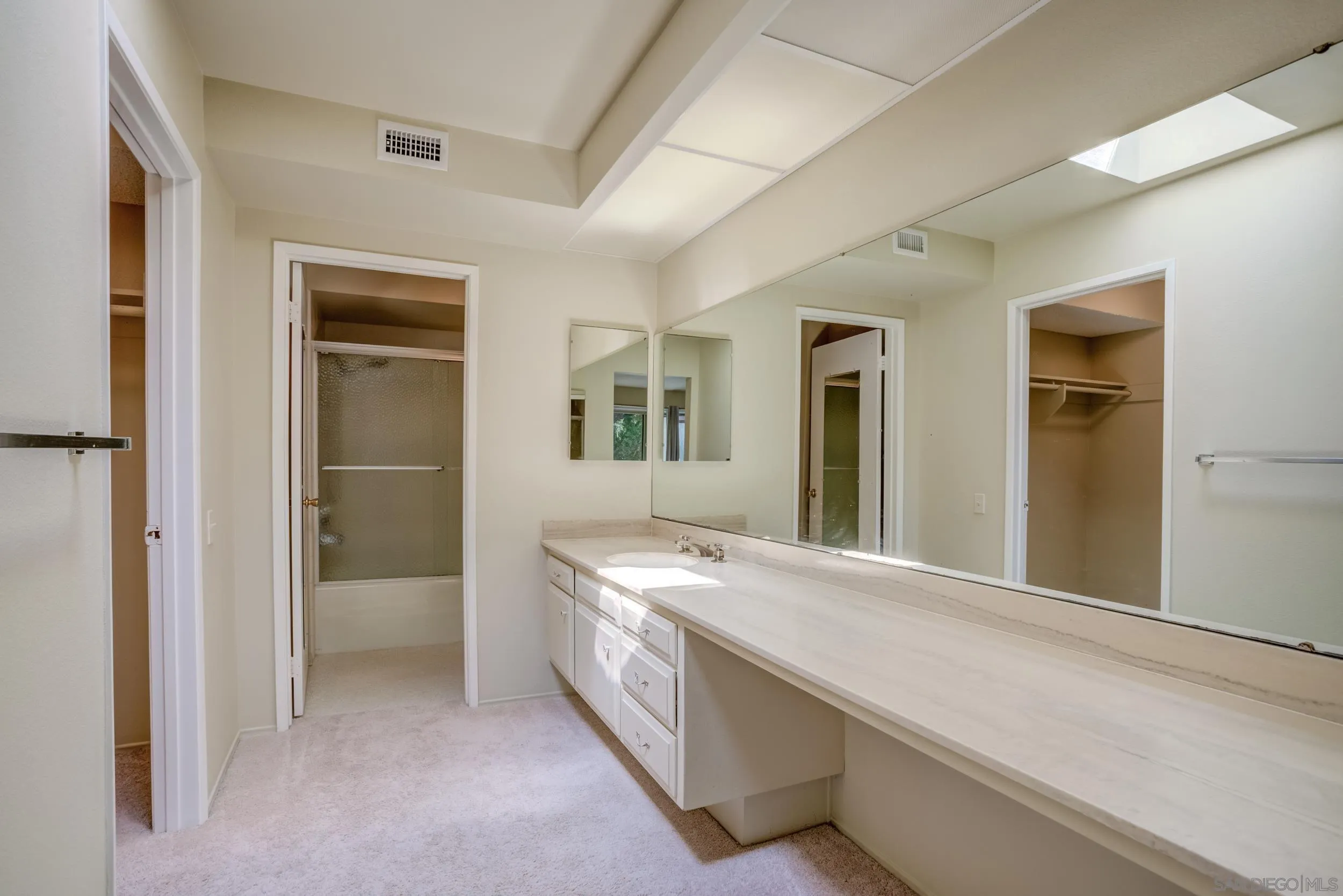 7415 Caminito Rialto La Jolla, CA 92037 - Photo 12 of 26