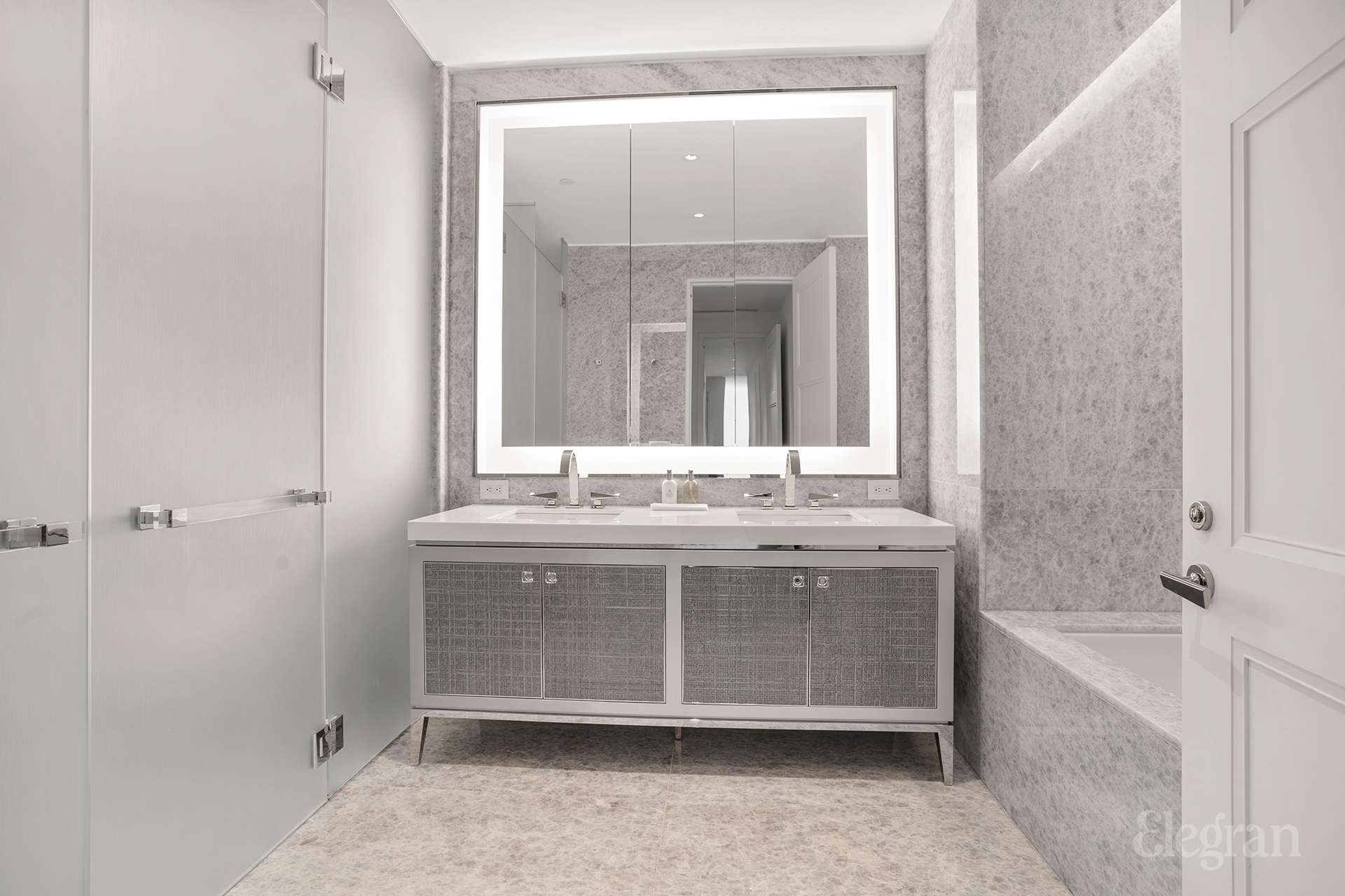 35 Hudson Yards, Unit 6803 Manhattan, NY 10001 - Photo 4 of 9