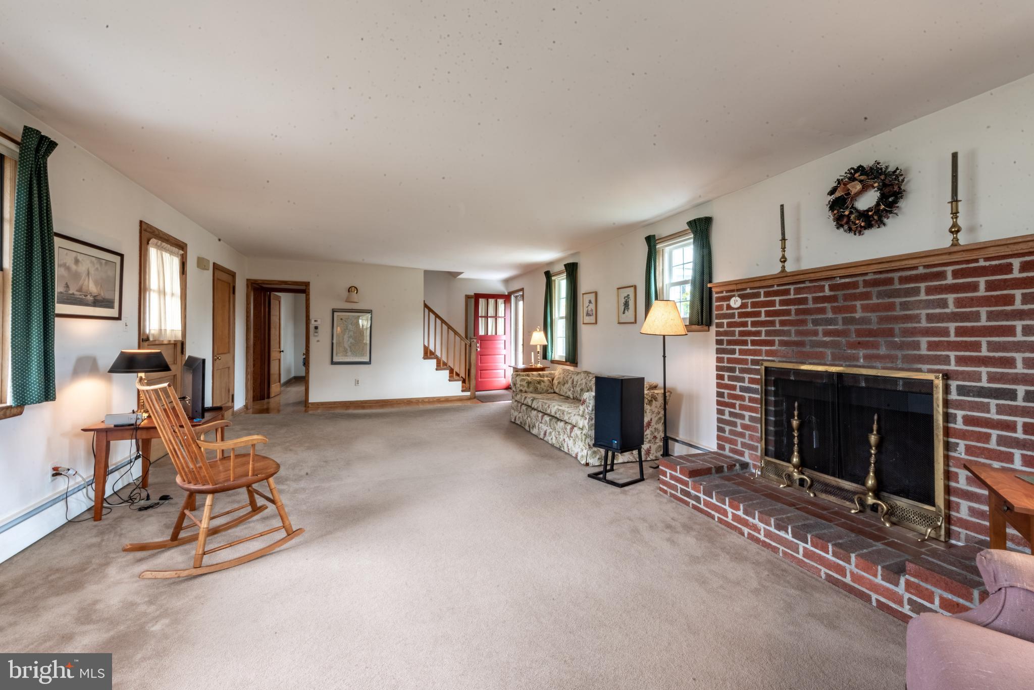6801 Johnnycake Road Baltimore, MD 21228 - Photo 14 of 38