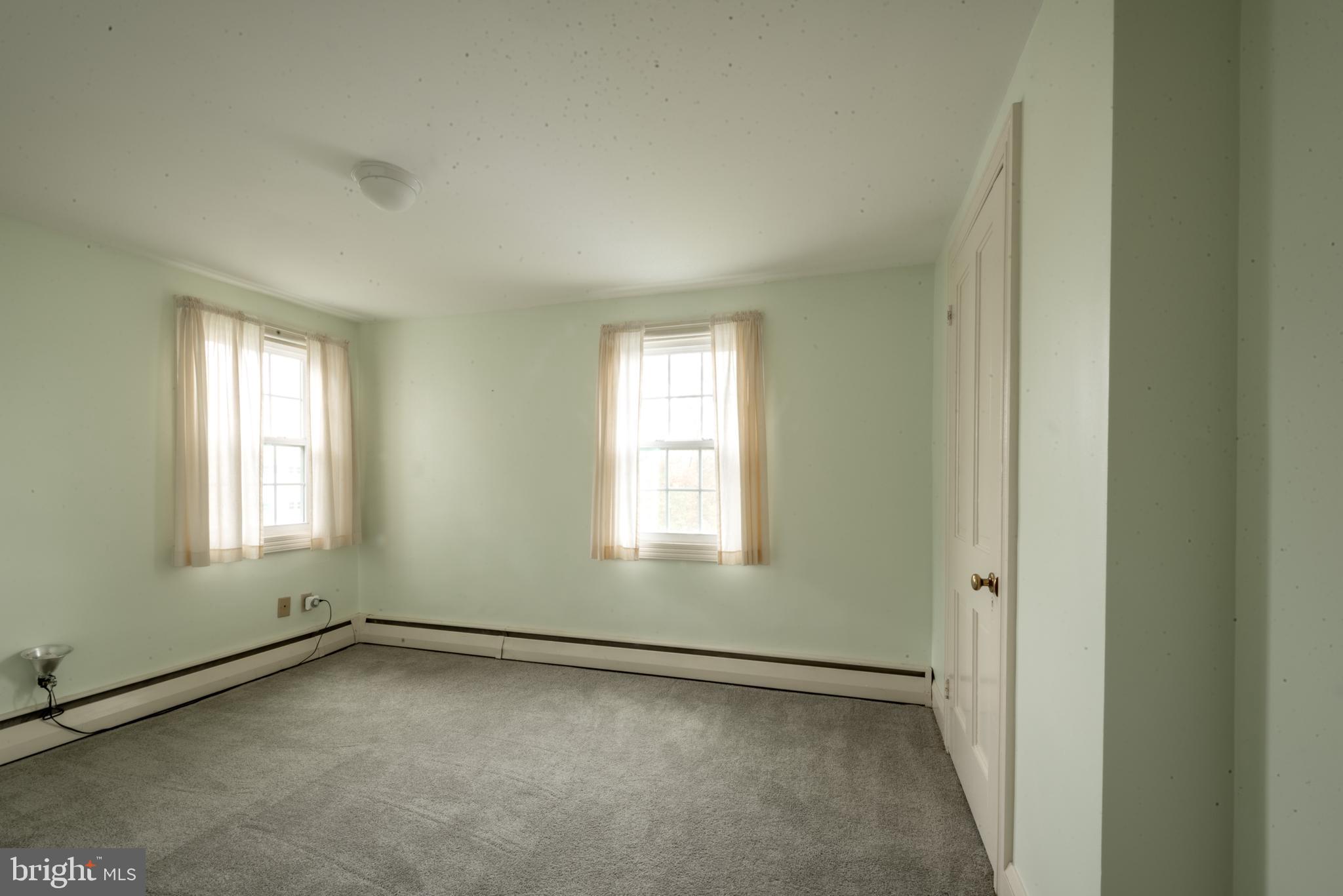 6801 Johnnycake Road Baltimore, MD 21228 - Photo 25 of 38