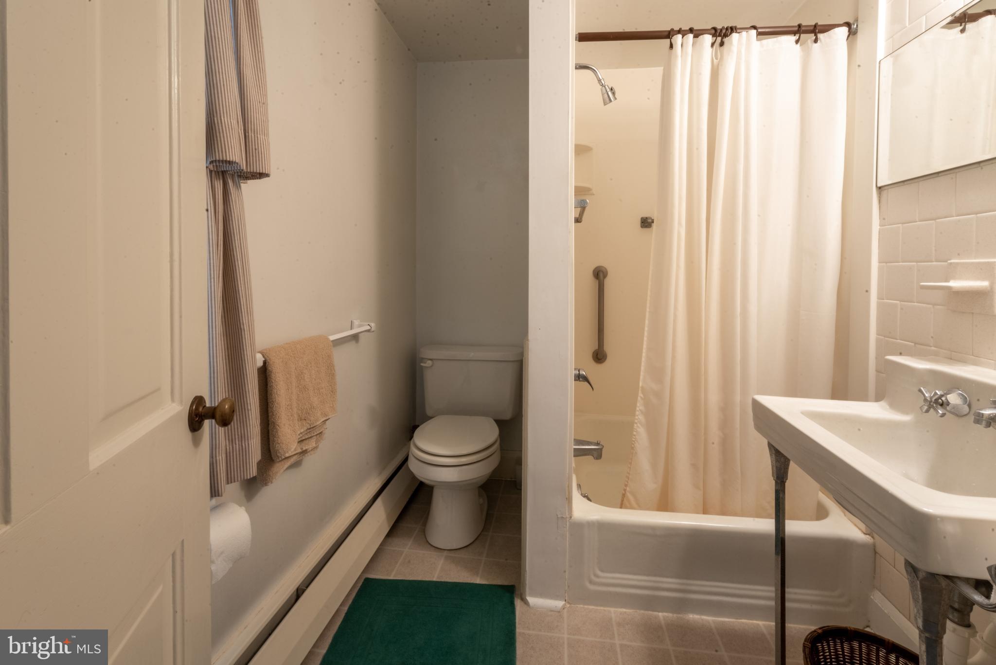 6801 Johnnycake Road Baltimore, MD 21228 - Photo 28 of 38