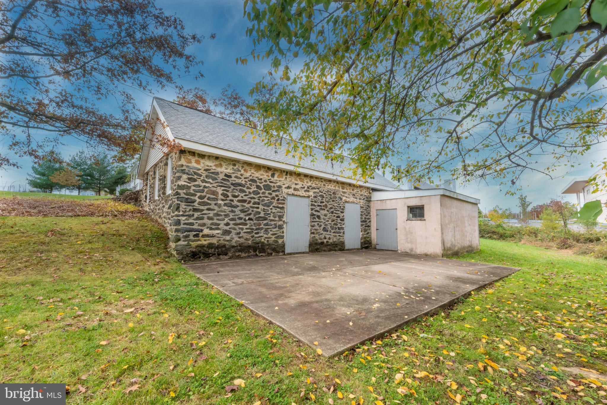 6801 Johnnycake Road Baltimore, MD 21228 - Photo 30 of 38