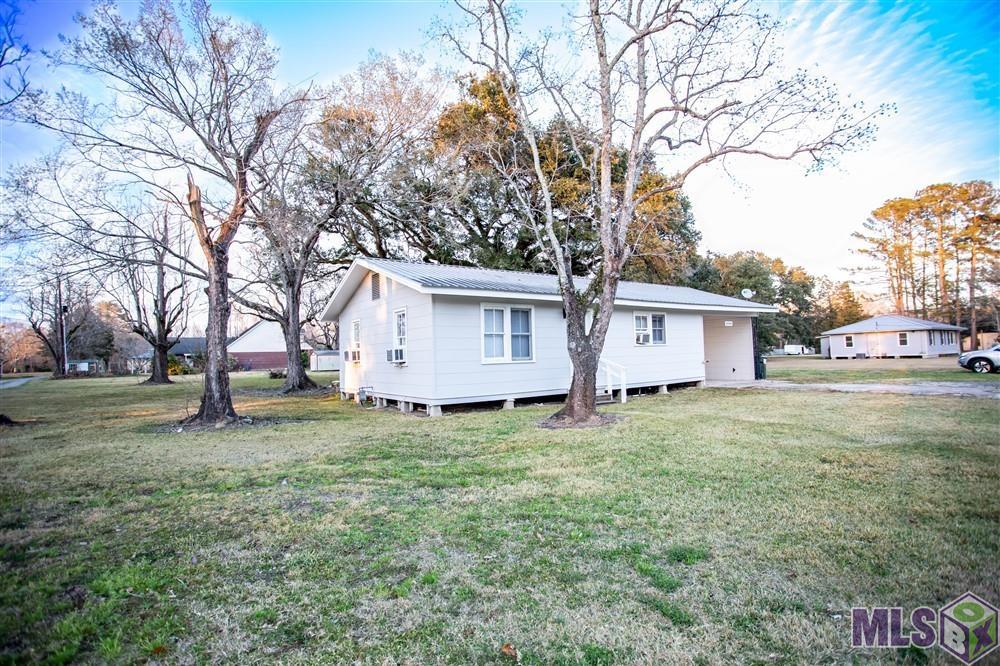 41346 Churchpoint Road Gonzales, LA 70737 - Photo 2 of 13