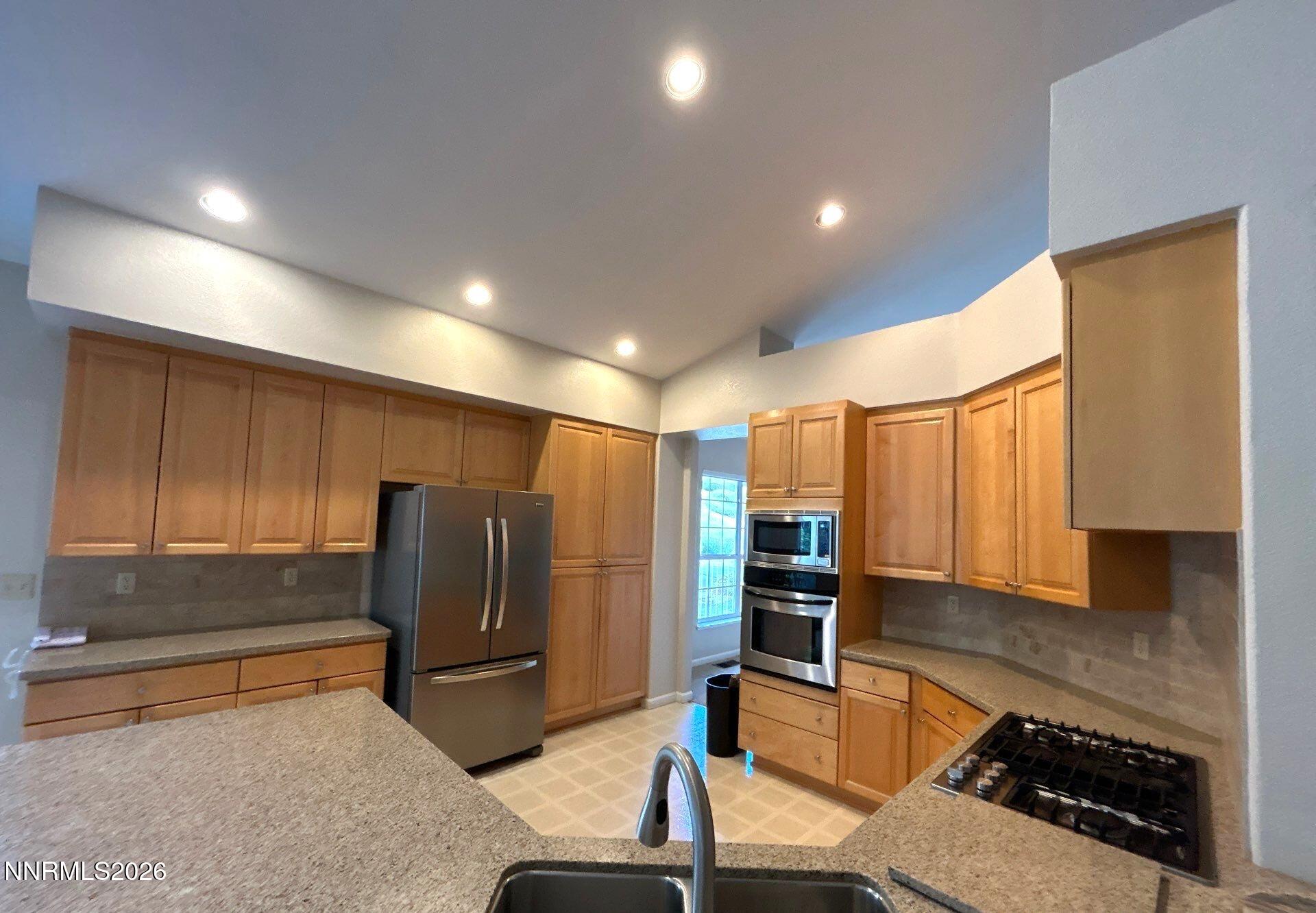 6176 Wycliffe Circle Reno, NV 89519 - Photo 6 of 20 24-Sep 15 2026 11_23am-mPVa