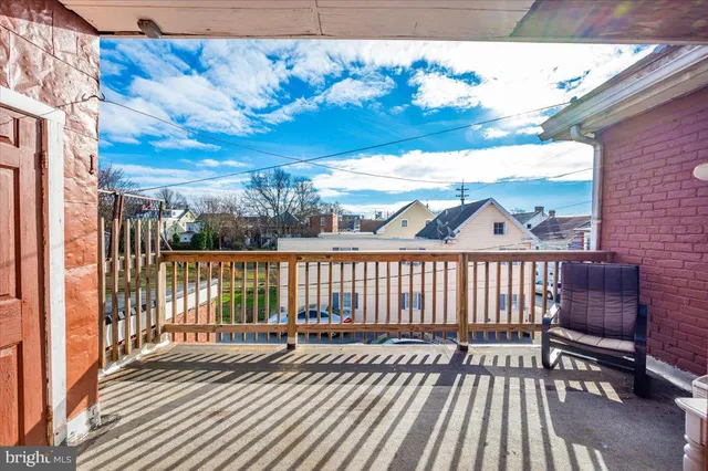 $1,250 | 122-124 East Avenue, Hagerstown, MD 21740