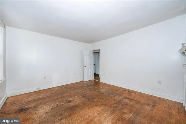 $1,250 | 122-124 East Avenue, Hagerstown, MD 21740