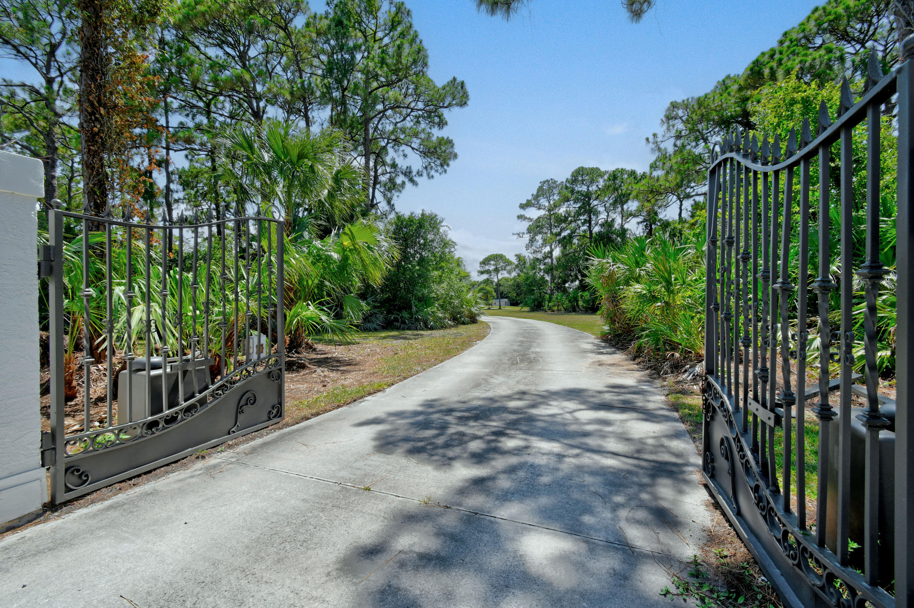 425 North Ffa Road Fort Pierce, FL 34945 - Photo 7 of 106 425NFFARd(3)