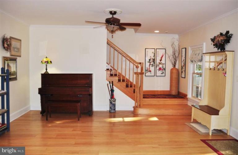8476 Aveley Farm Road Easton, MD 21601 - Photo 12 of 24 Entrance / Foyer