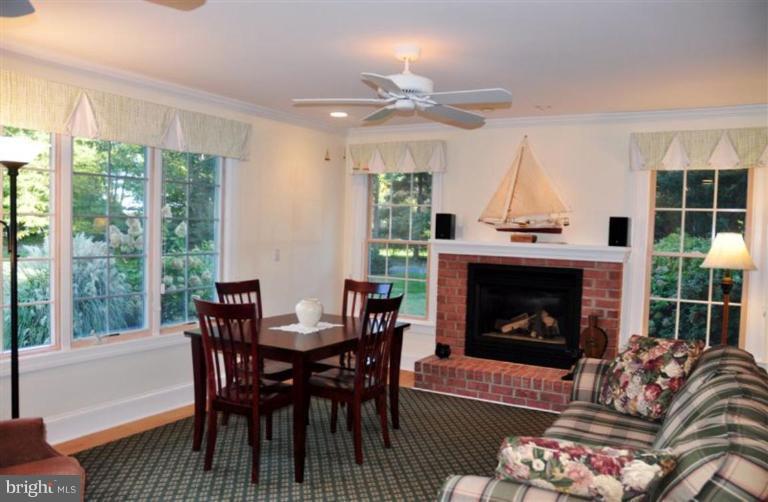 8476 Aveley Farm Road Easton, MD 21601 - Photo 10 of 24 Family Room