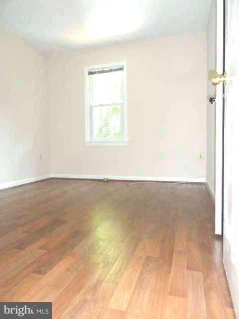9118 Fisteris Court Springfield, VA 22152 - Photo 18 of 30 Bedroom III