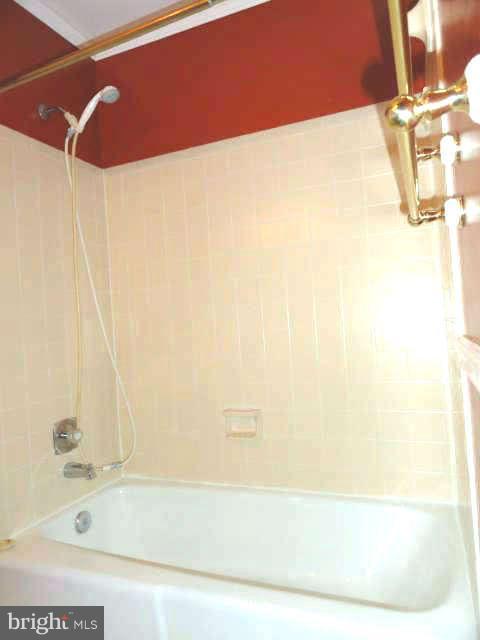 9118 Fisteris Court Springfield, VA 22152 - Photo 20 of 30 Bath II